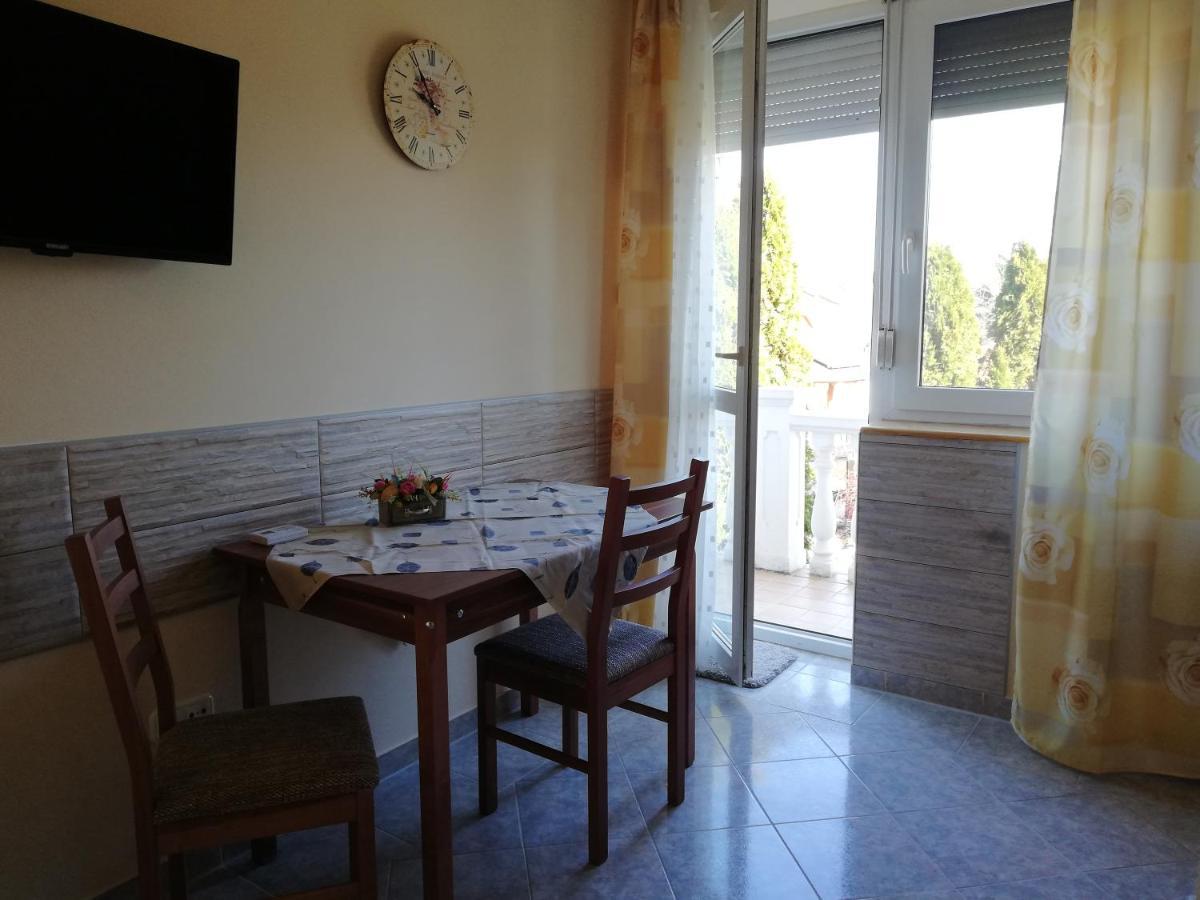 Imola Es Andrea Apartmanhaz Hajdúszoboszló Екстериор снимка