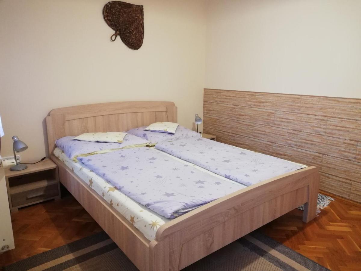 Imola Es Andrea Apartmanhaz Hajdúszoboszló Екстериор снимка