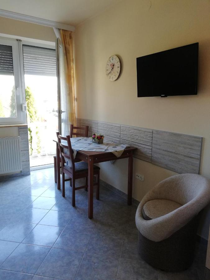 Imola Es Andrea Apartmanhaz Hajdúszoboszló Екстериор снимка