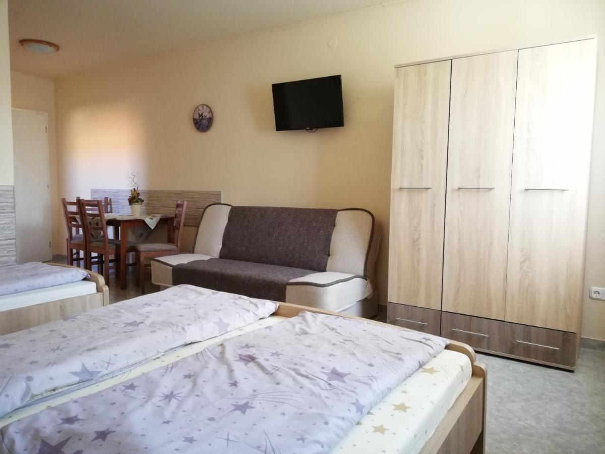 Imola Es Andrea Apartmanhaz Hajdúszoboszló Екстериор снимка