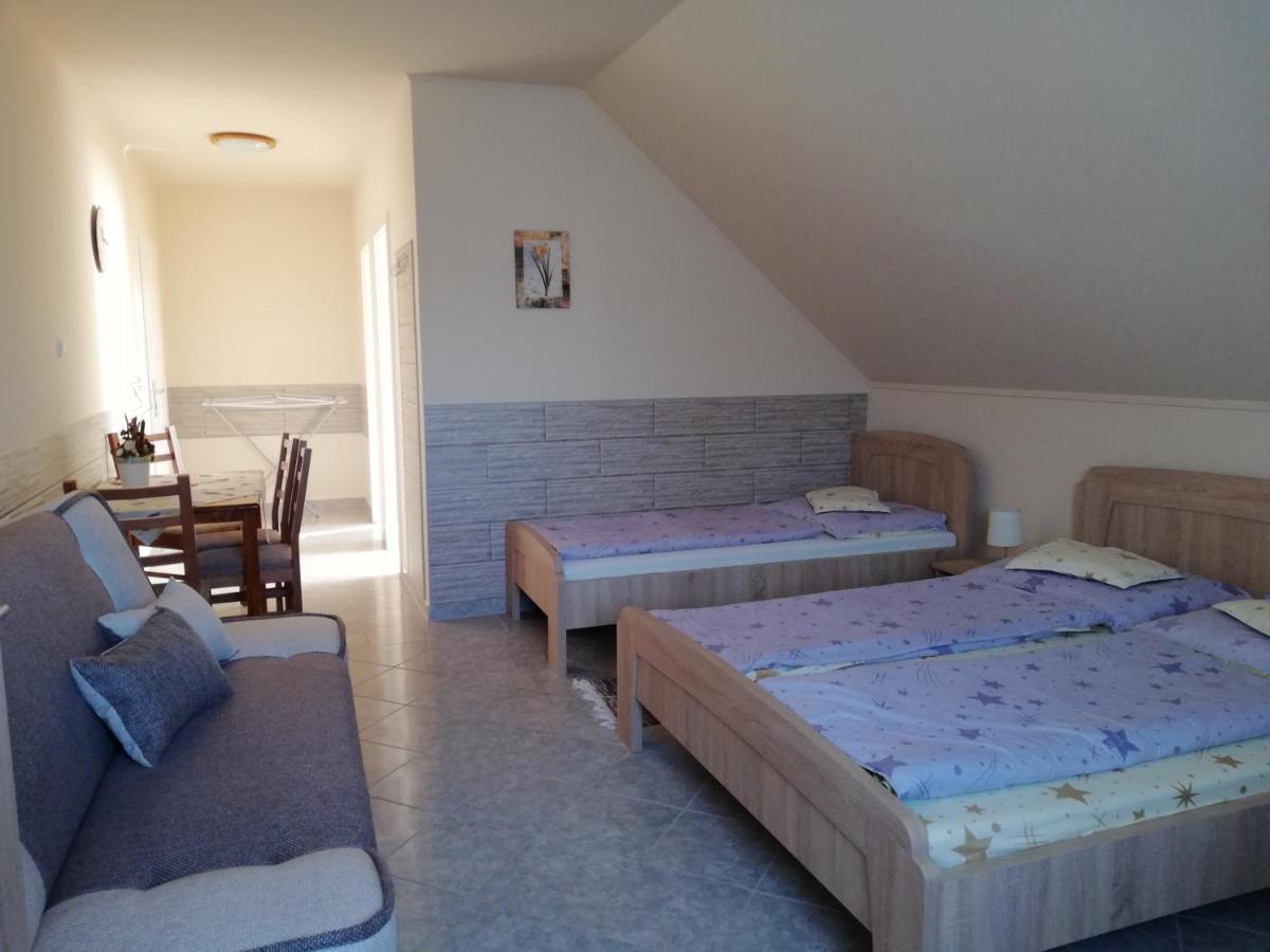 Imola Es Andrea Apartmanhaz Hajdúszoboszló Екстериор снимка