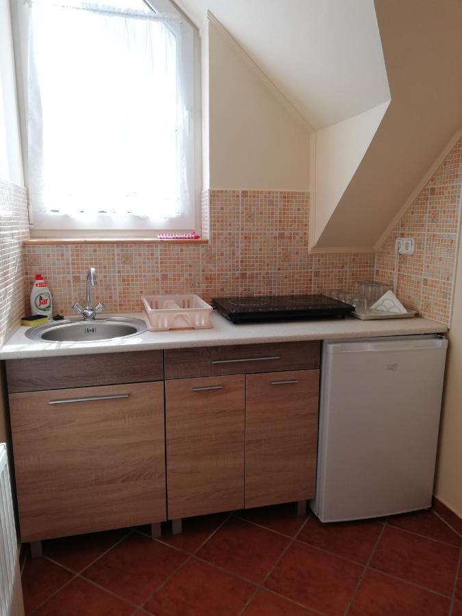Imola Es Andrea Apartmanhaz Hajdúszoboszló Екстериор снимка